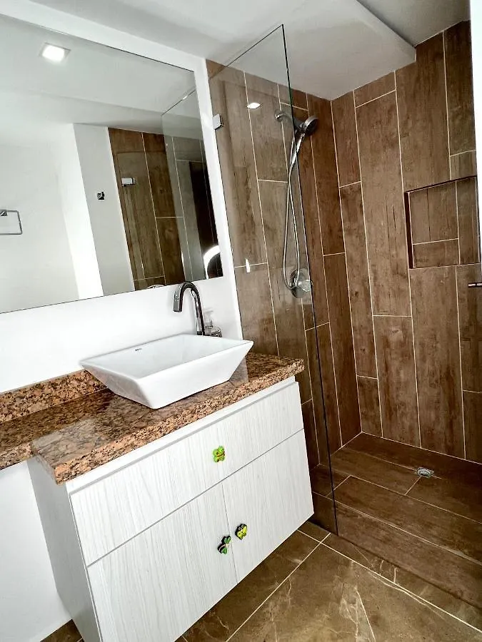 Apartamento Hermoso En El Mejor Barrio Medellin 0*,  Colombia